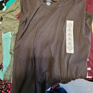 XL and L tank tops never been worn